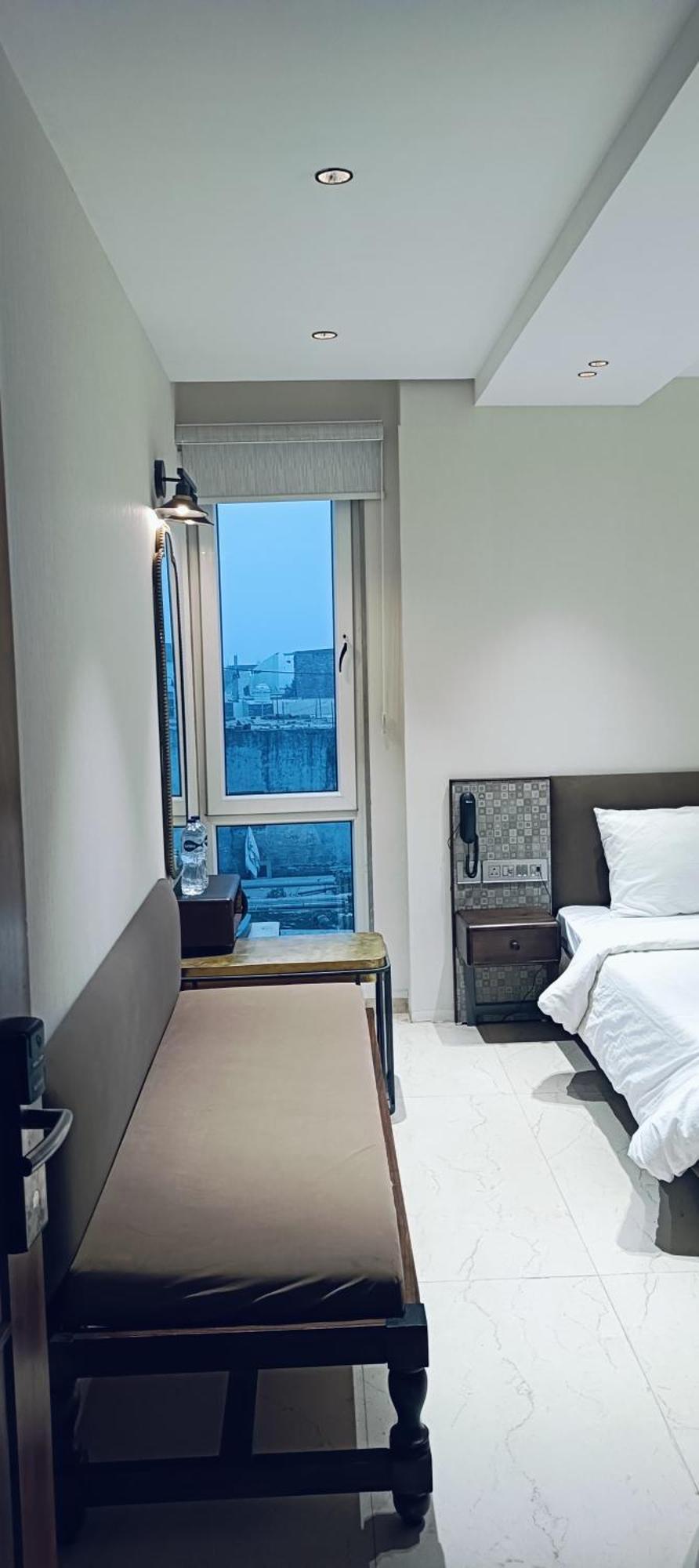 Hari Om Residency 800 Meters From Ram Mandir Ayodhya Hotel Екстериор снимка