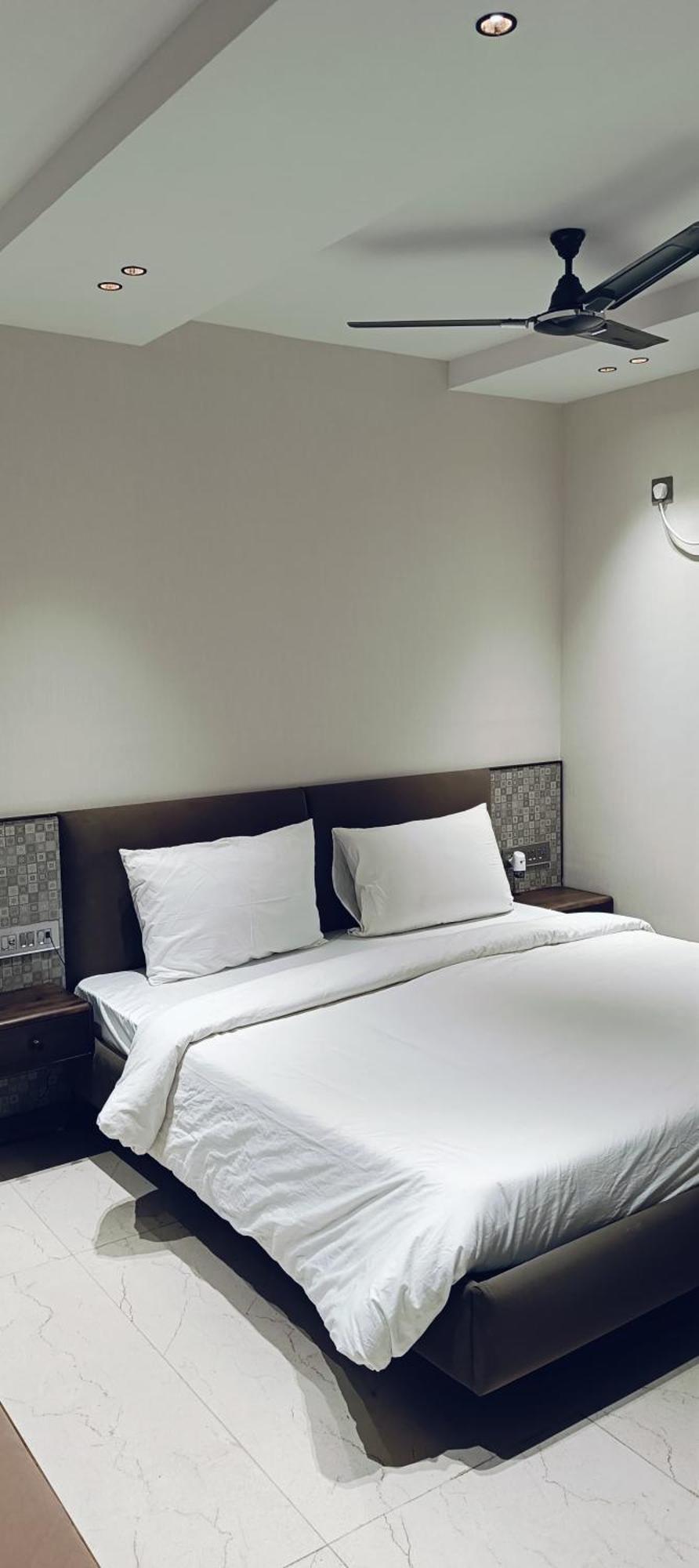 Hari Om Residency 800 Meters From Ram Mandir Ayodhya Hotel Екстериор снимка