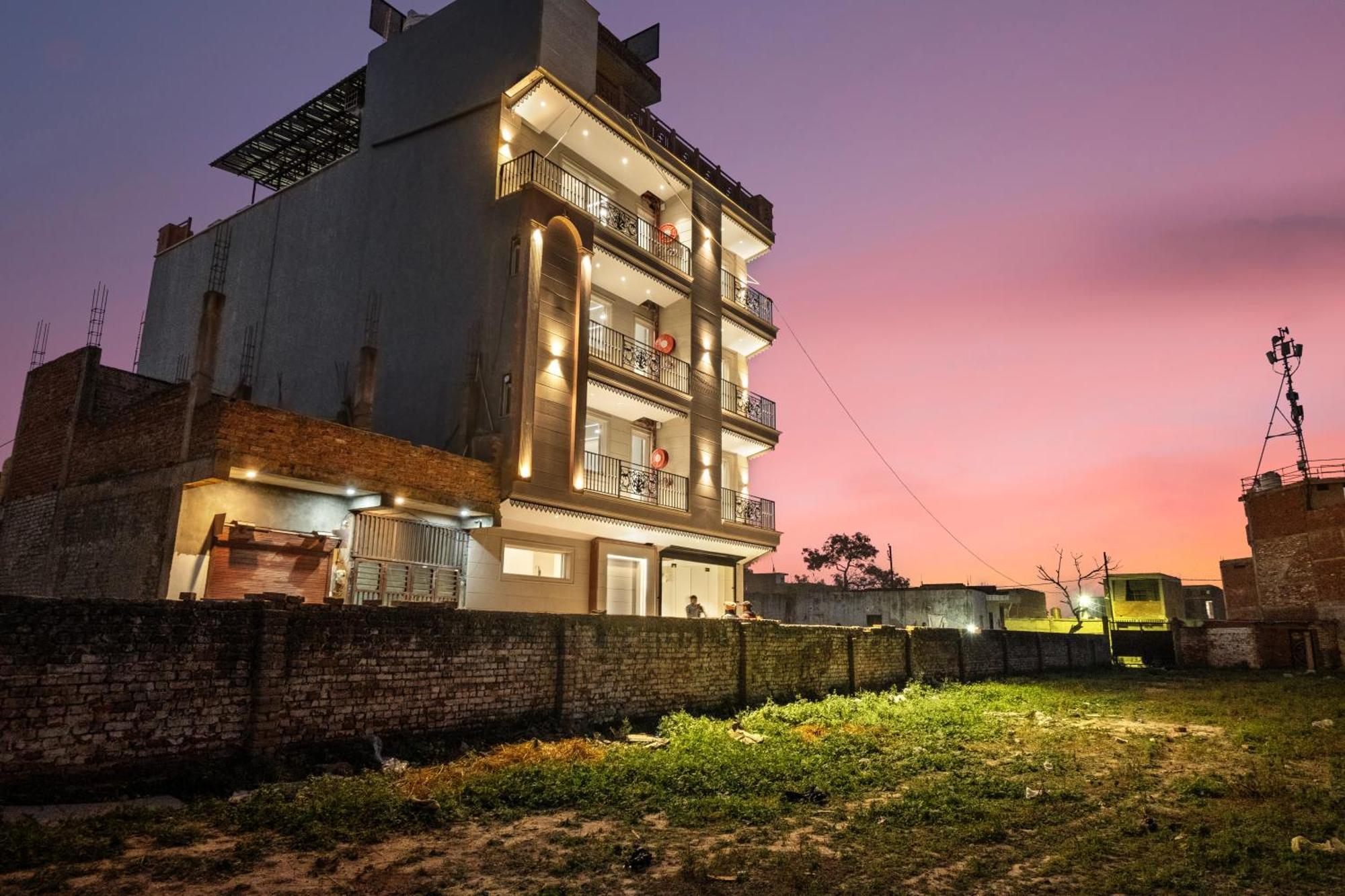 Hari Om Residency 800 Meters From Ram Mandir Ayodhya Hotel Екстериор снимка