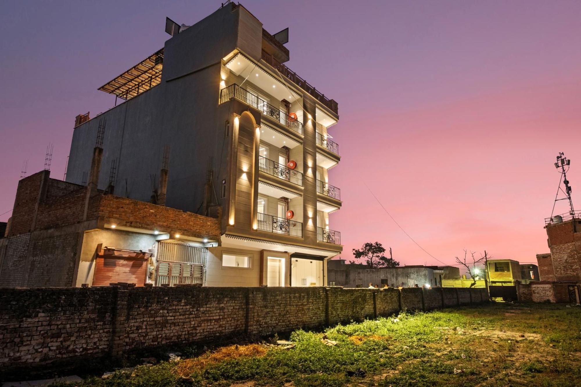 Hari Om Residency 800 Meters From Ram Mandir Ayodhya Hotel Екстериор снимка