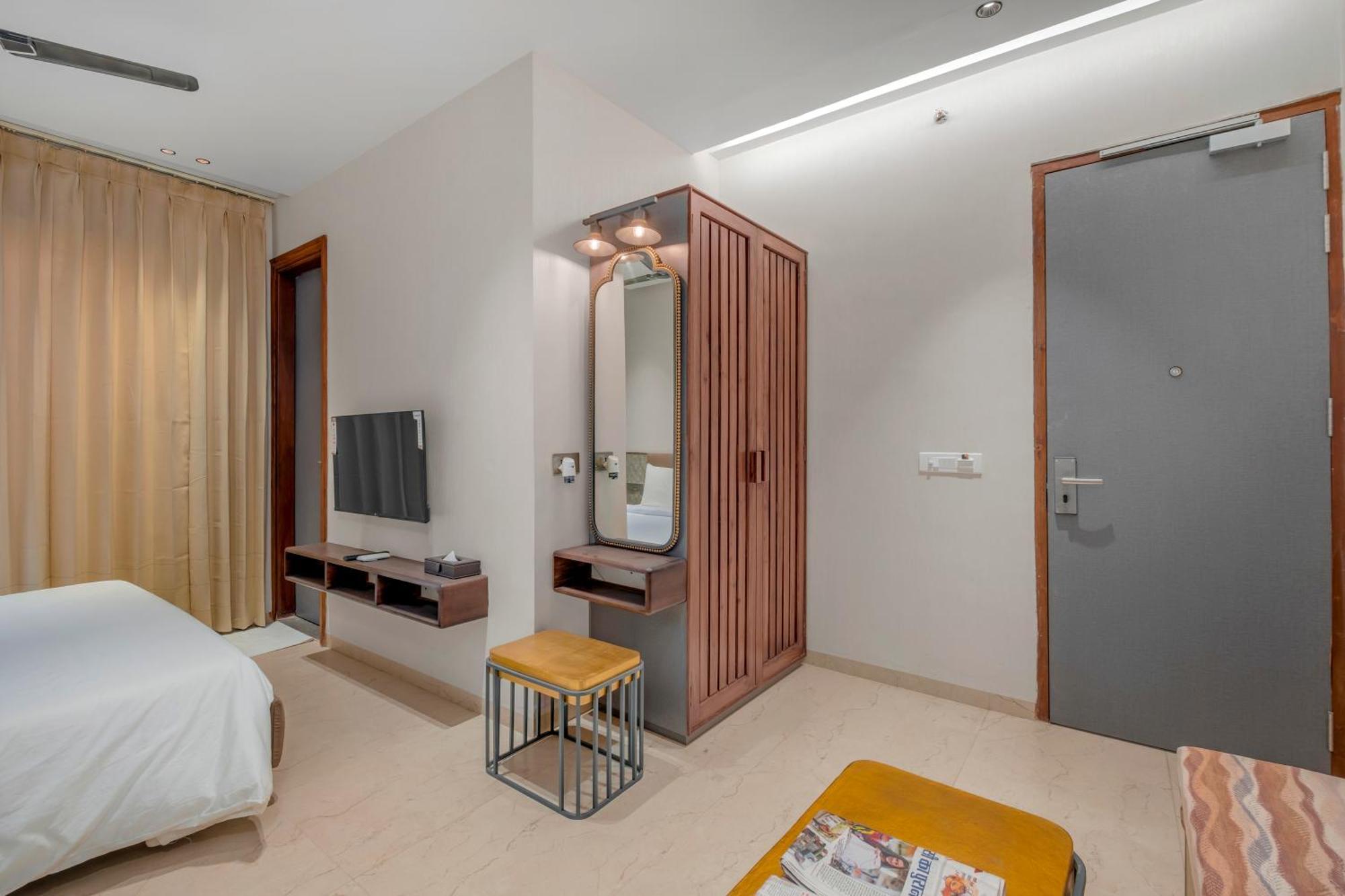 Hari Om Residency 800 Meters From Ram Mandir Ayodhya Hotel Екстериор снимка