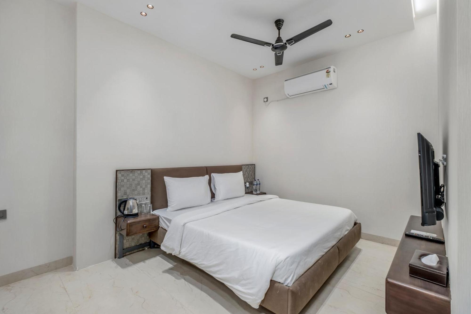 Hari Om Residency 800 Meters From Ram Mandir Ayodhya Hotel Екстериор снимка