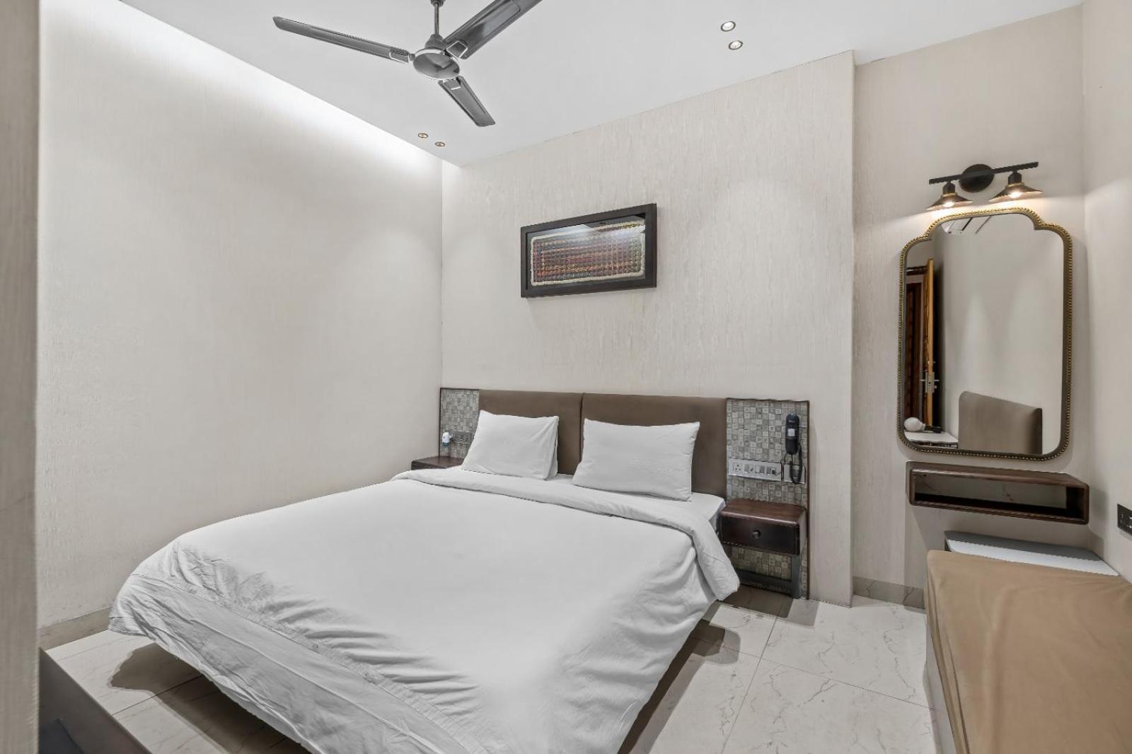 Hari Om Residency 800 Meters From Ram Mandir Ayodhya Hotel Екстериор снимка